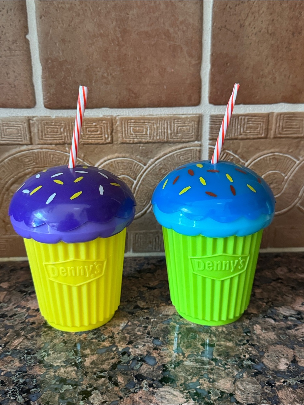 Vintage Drink Cup Cups from Denny’s Cupcake Drinkware water soda juice cup